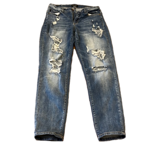 Judy Blue stretch distressed 9/29 boyfriend fit destroyed jeans